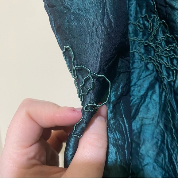 Women’s Coldwater Creek Brand Metallic Green Floral Zip-Up Lightweight Vest S: L - Picture 5 of 13